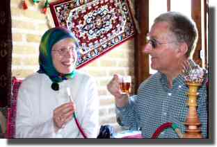 Ann enjoys a qalyan and John a cup of tea in the tea house within Chubi bridge.